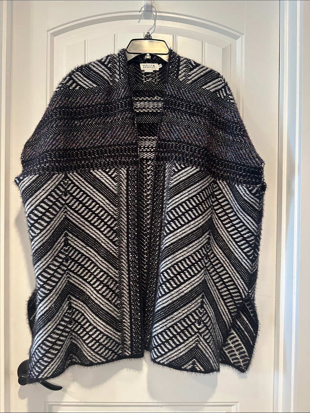 Molly Bracken Black & White Geometric Knit poncho